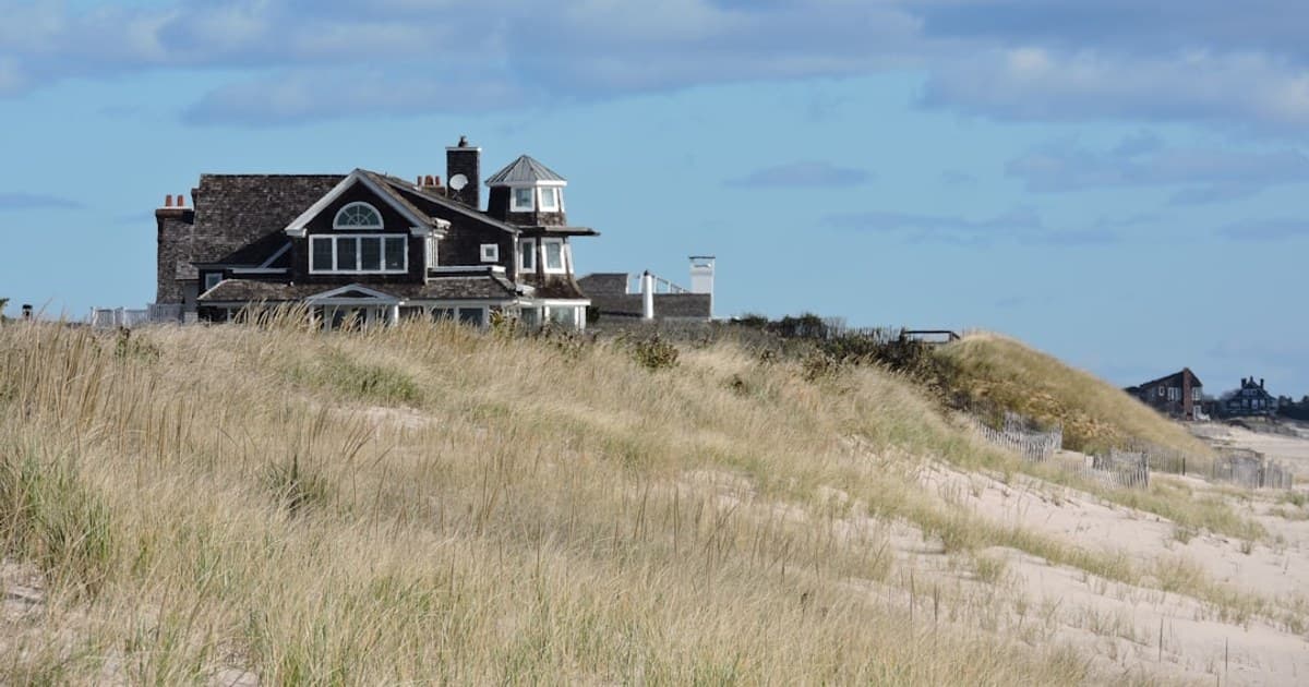 Hamptons Farm-to-Table, Cannabis on the Side